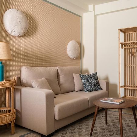 Bypillow Residence Abril เซบีญา ภายนอก รูปภาพ